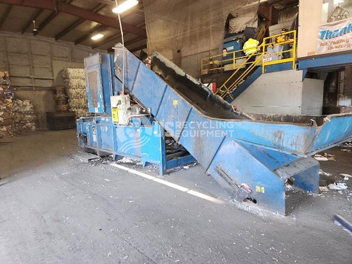 Used 1998 Excel EX-62 Closed Door Baler