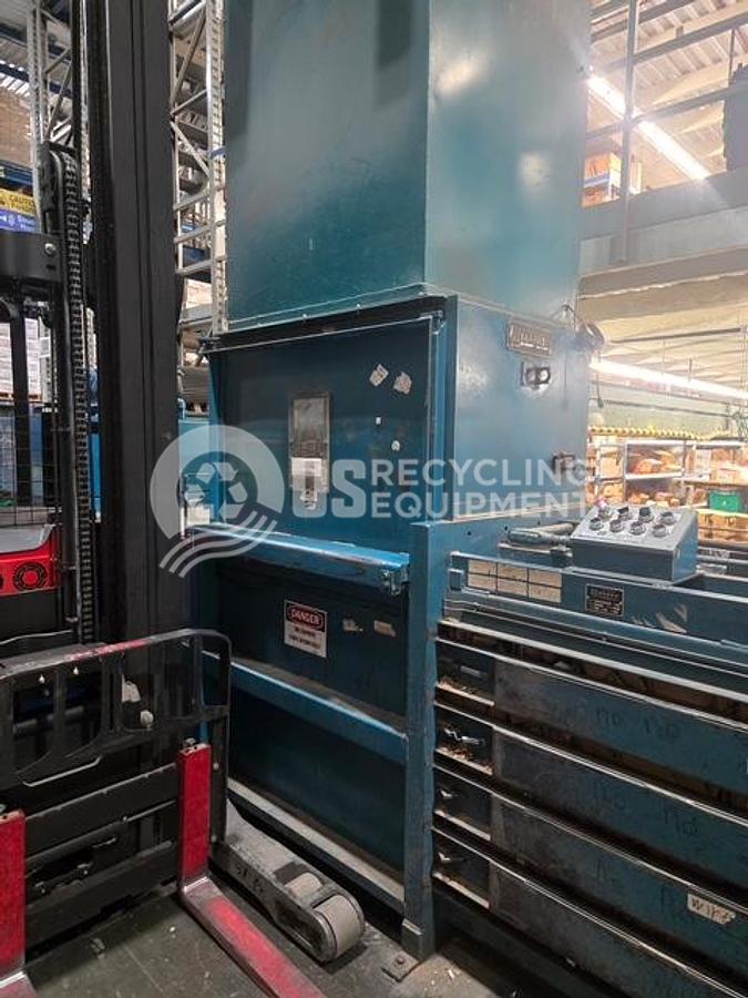 Used Maren 72/48-312 Closed Door Horizontal Baler