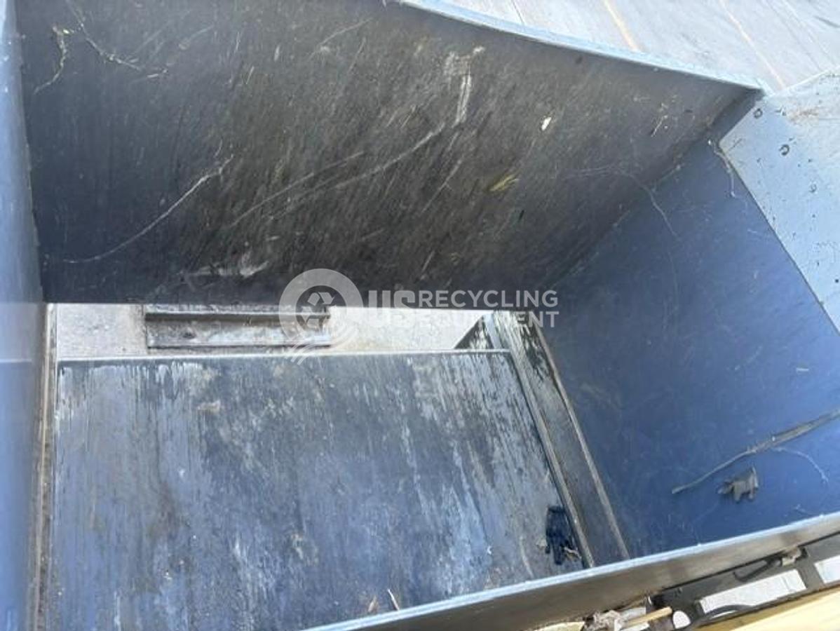 Used Summit 3 Yard Auger & 2 Yard Stationary