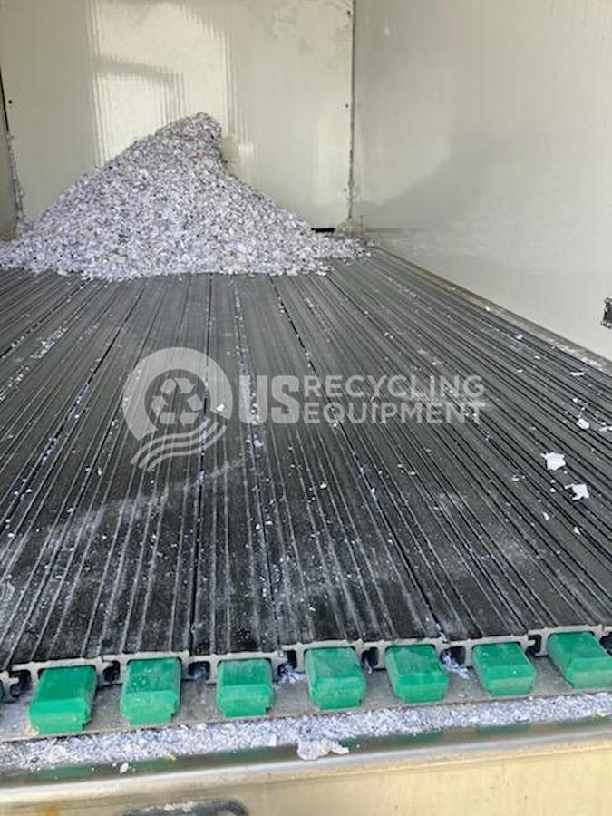 Used 2008 Vecoplan Navistar Chassis / Vecoplan 32" Shredder