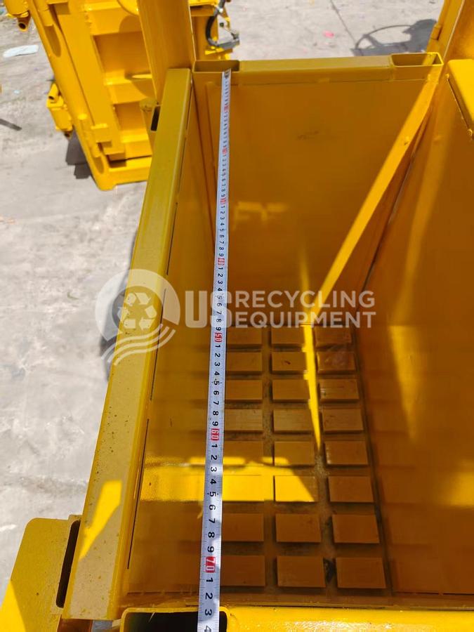 Used Zuick 100lb Vertical Clothing Baler