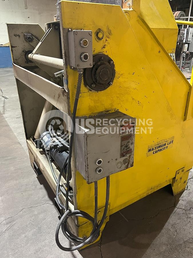Used Unknown Manufacturer: Used 48" Width Gaylord Box Dumper