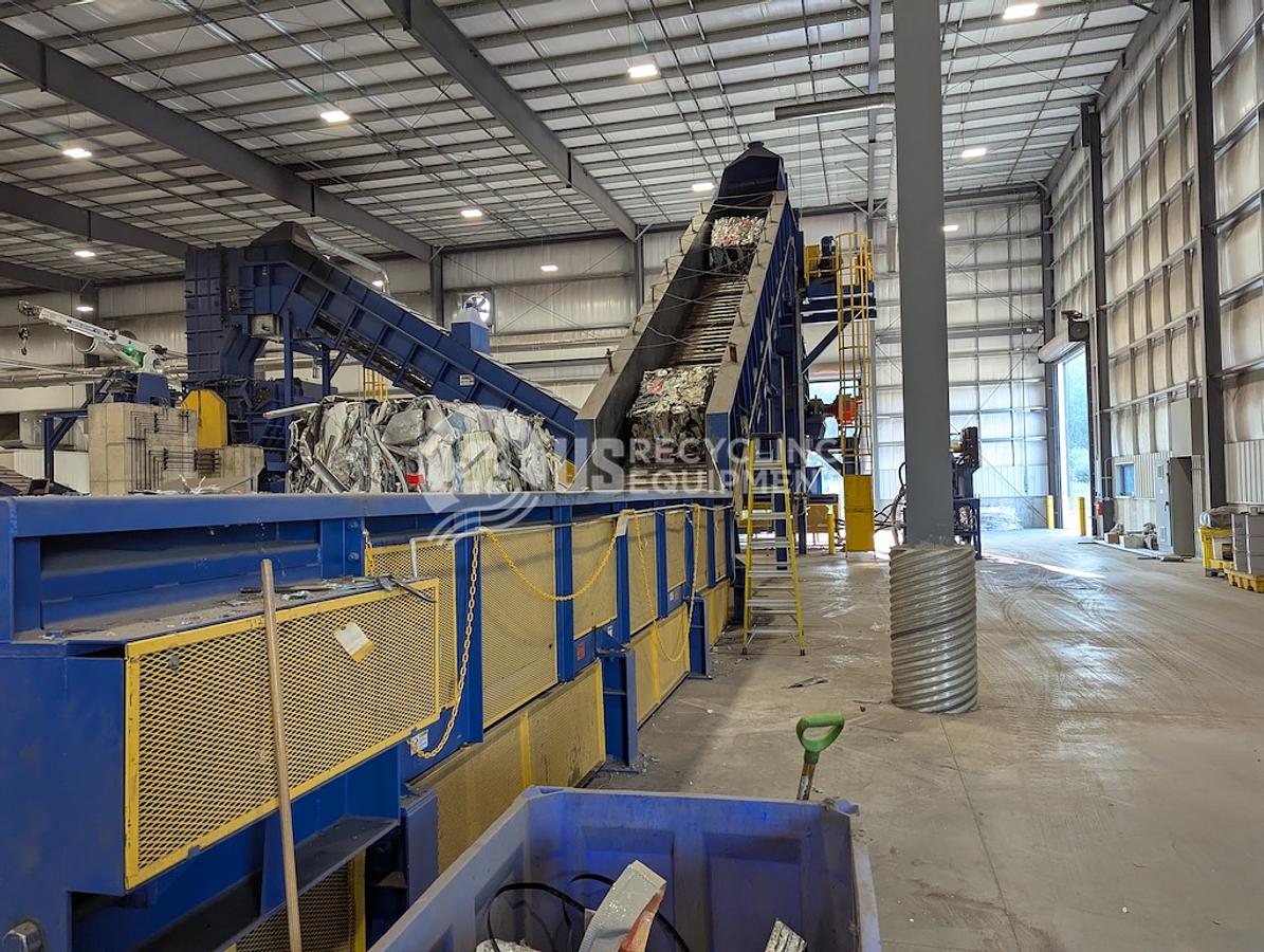 Used 2022 American Pulverizer Pre-Shredder/Conveyor System