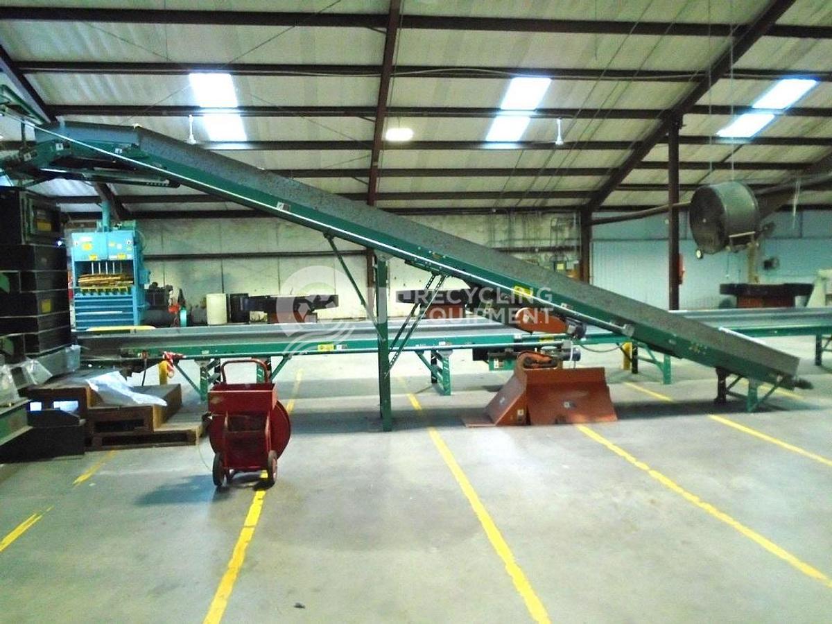 Used Unknown Manufacturer: Used 19" x 26' Rubber Belt Infeed