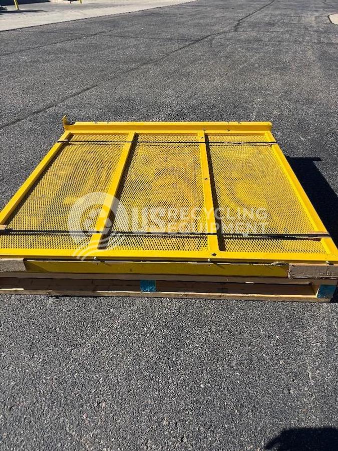Used Ensign & Gaylord Ensign Elevated Lift & Gaylord Dumper