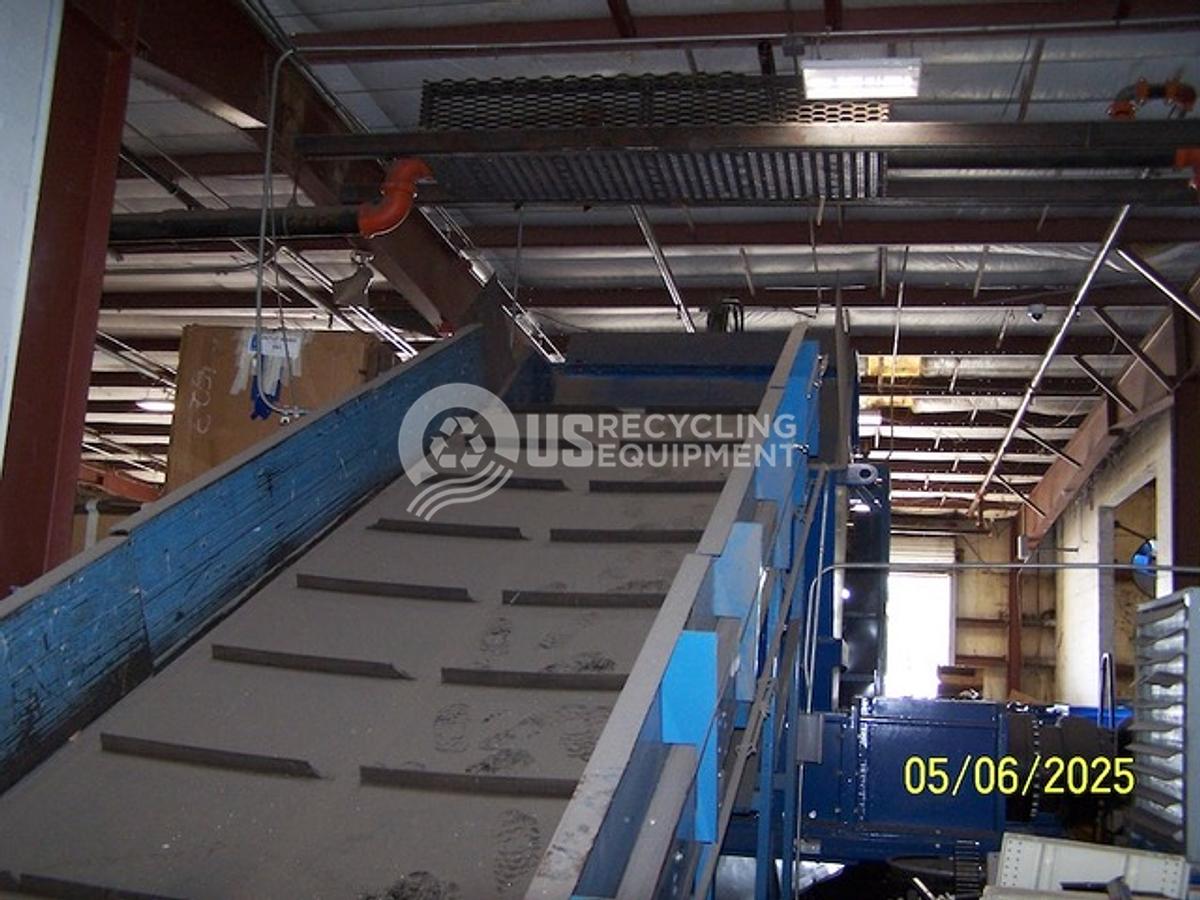 Used 2013 SSI Dual Shear Shredder w/Conveyor & Tipper