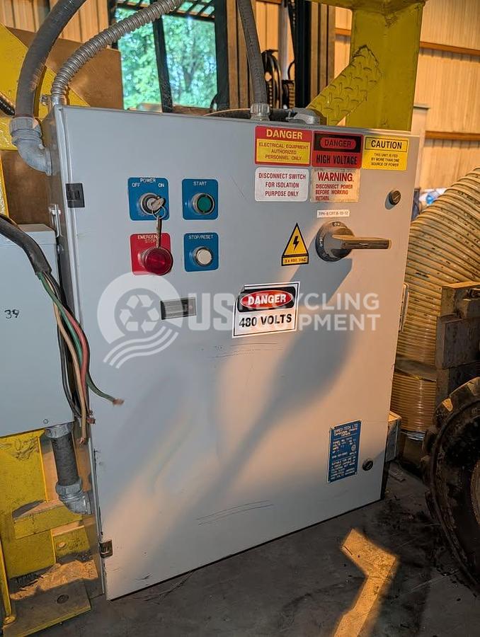 Used Shred-Pax Tech Dual Shaft Shredder