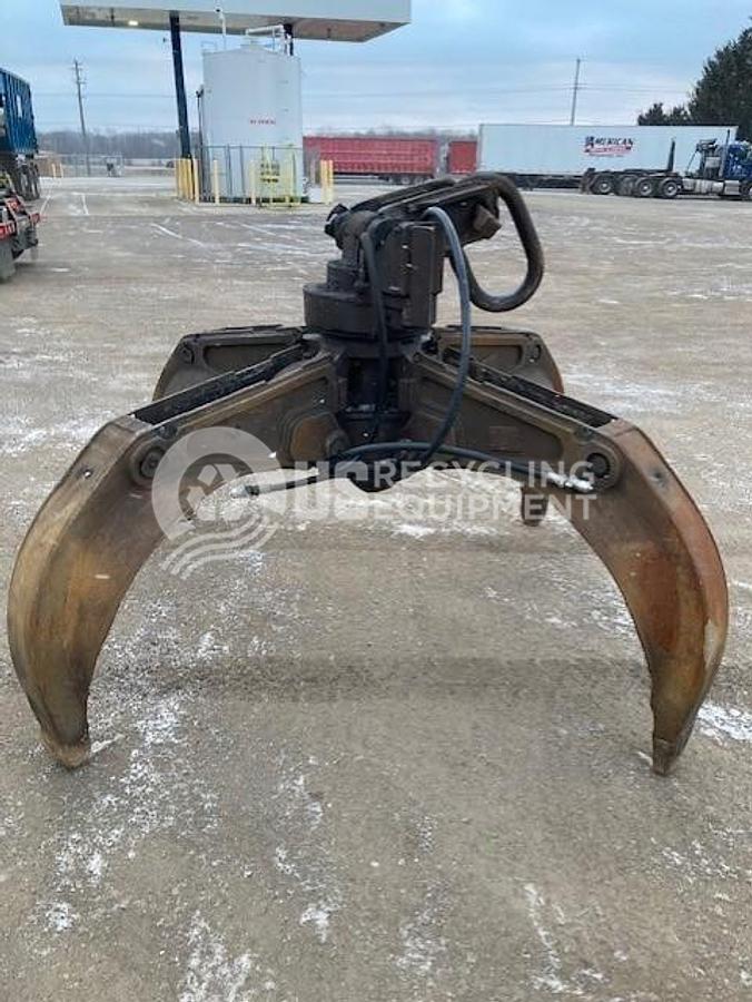 Used Caterpillar 4-Tine Grapple