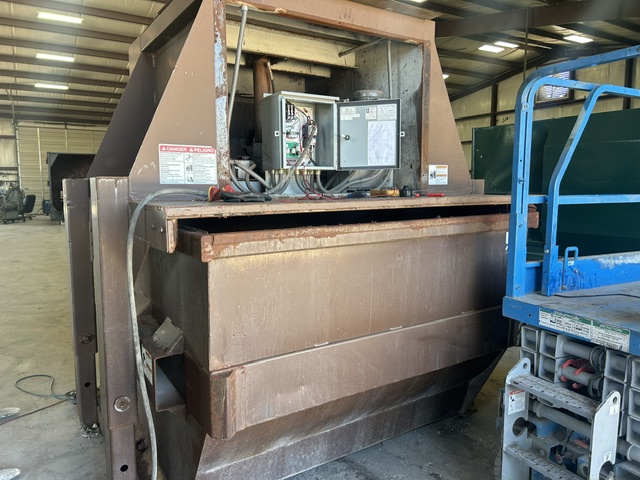 Used Marathon 6 Yard VIP Rear Load Vertical Compactor
