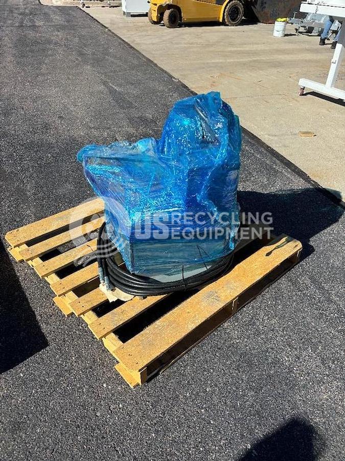 Used Ensign & Gaylord Ensign Elevated Lift & Gaylord Dumper
