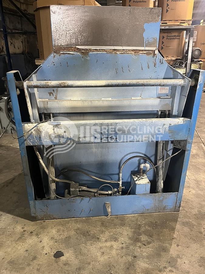 Used Universal Dynamics 352550 48" W Box Dumper