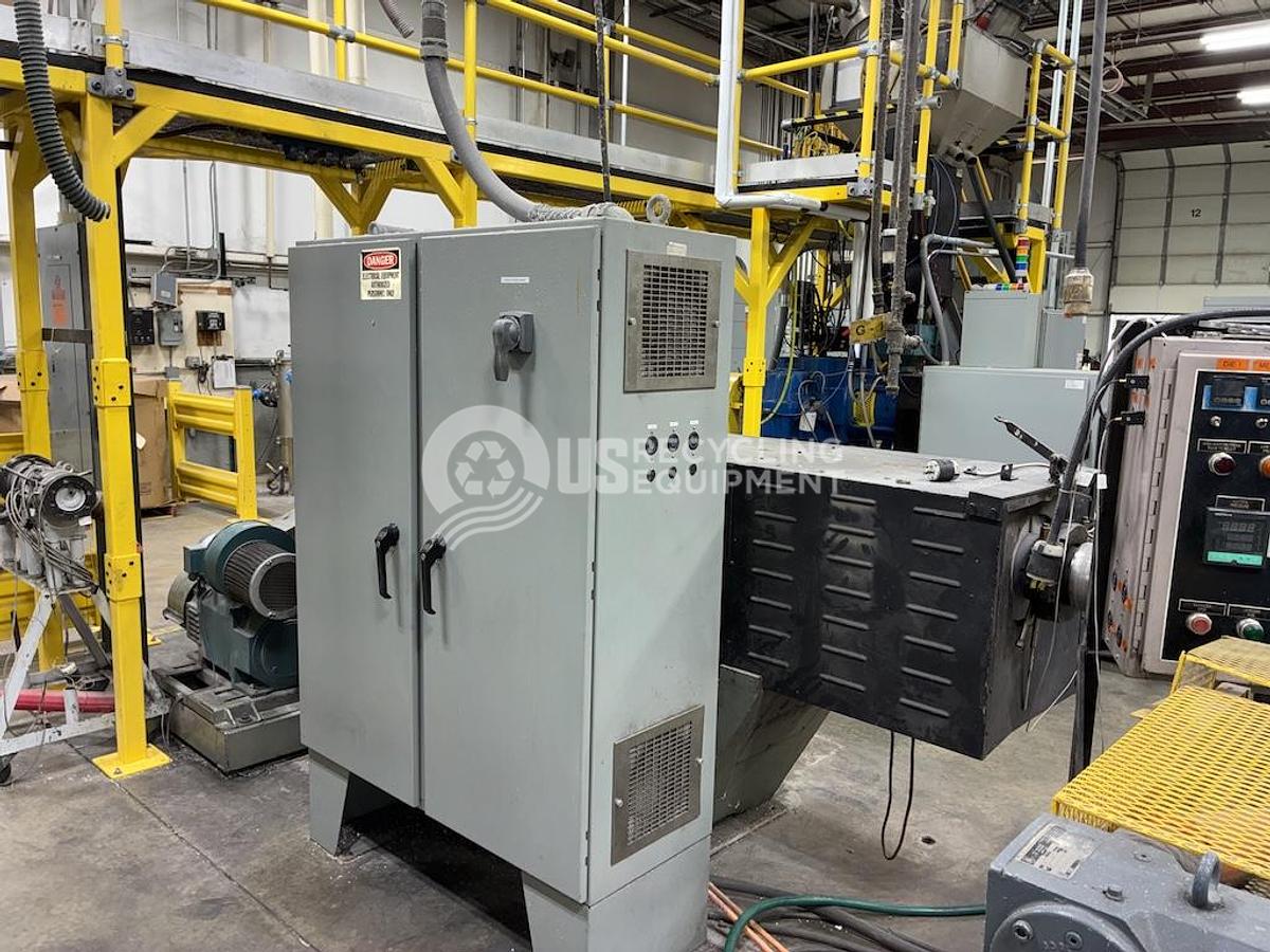 Used Sterling Plastic Machine Corp VEXC1750 Extruder