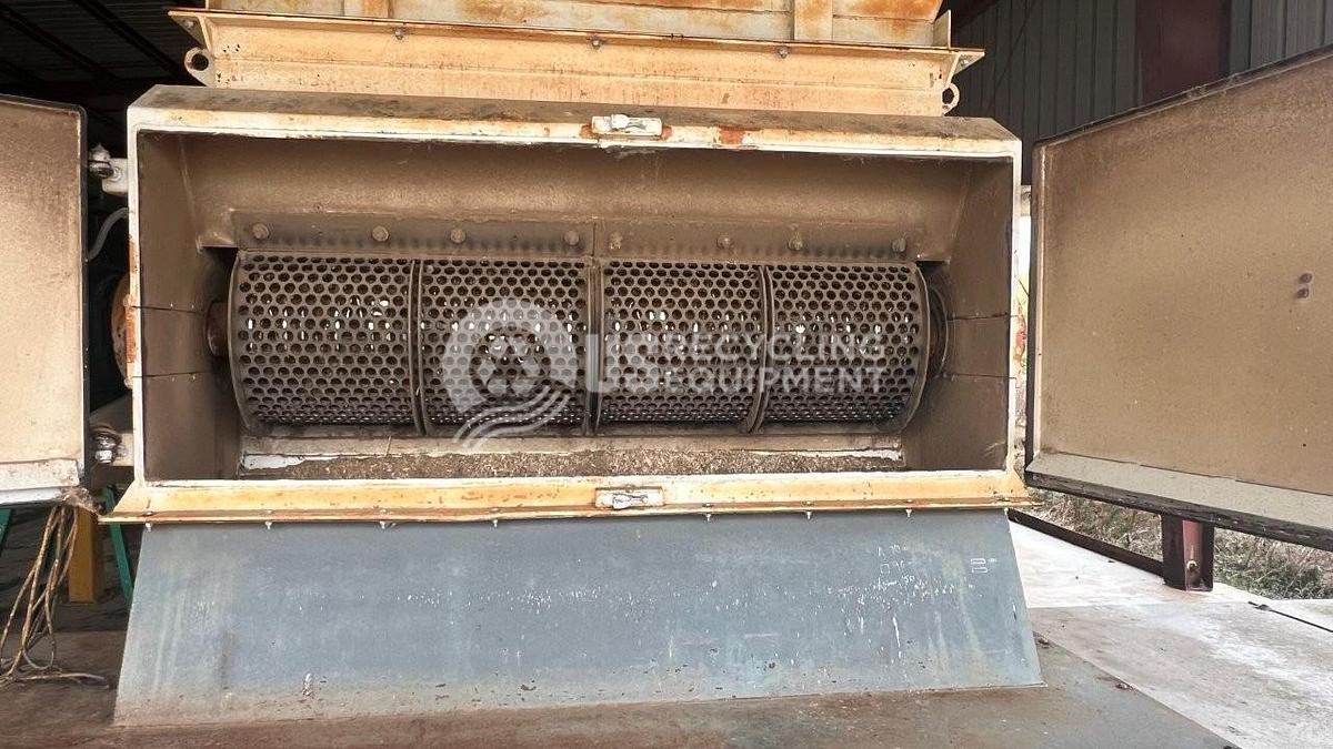 Refurbished 2007 Vecoplan RG-70 Film & Fiber Shredder with Conveyors