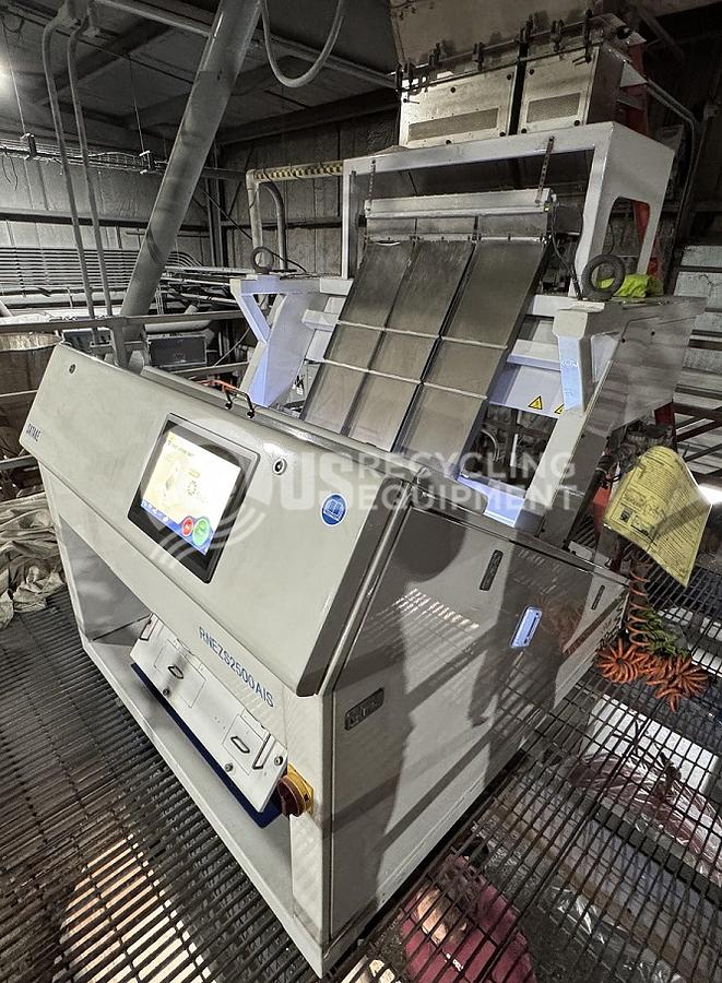 Used Satake RNEZS2500AIS Optical Sorter