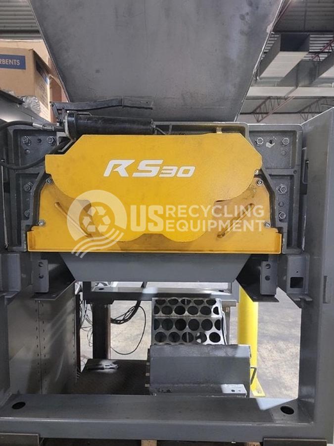 Used 2019 Untha 24HP Quad Shaft Shredder