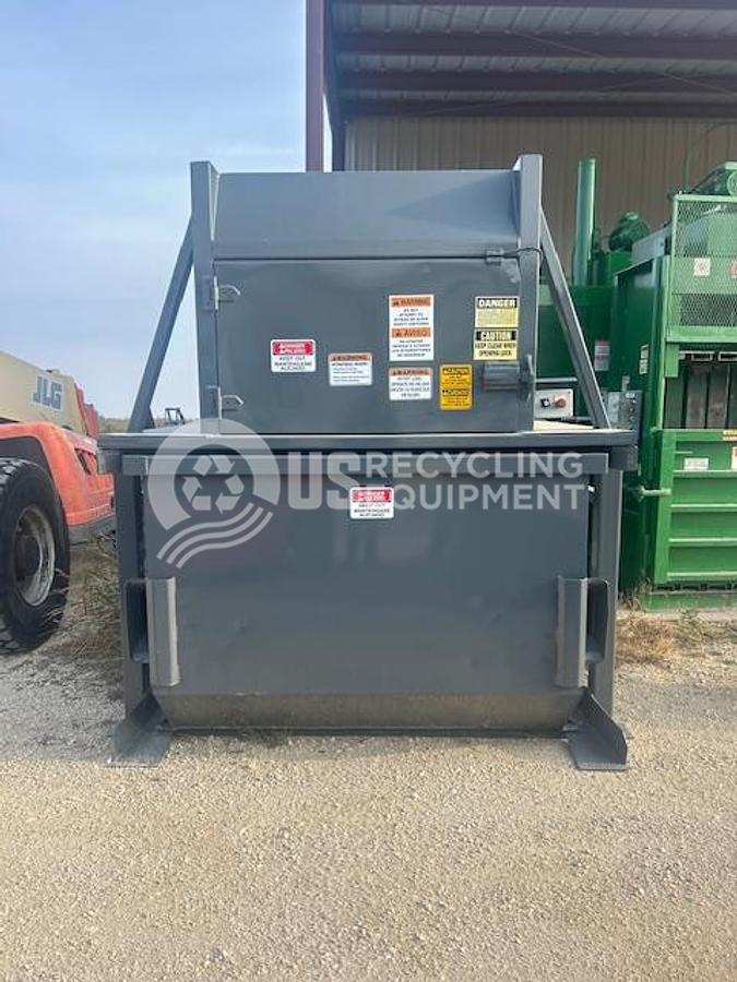 Used Wastequip 6 Yard VIP Vertical