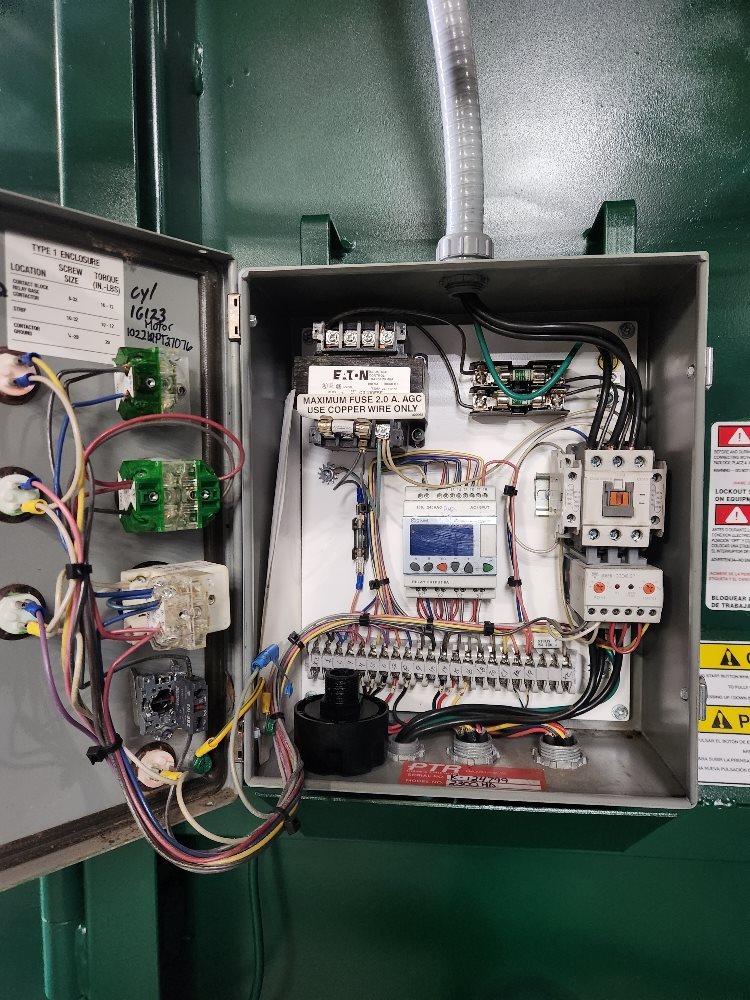 Refurbished PTR 2300HD Vertical Baler