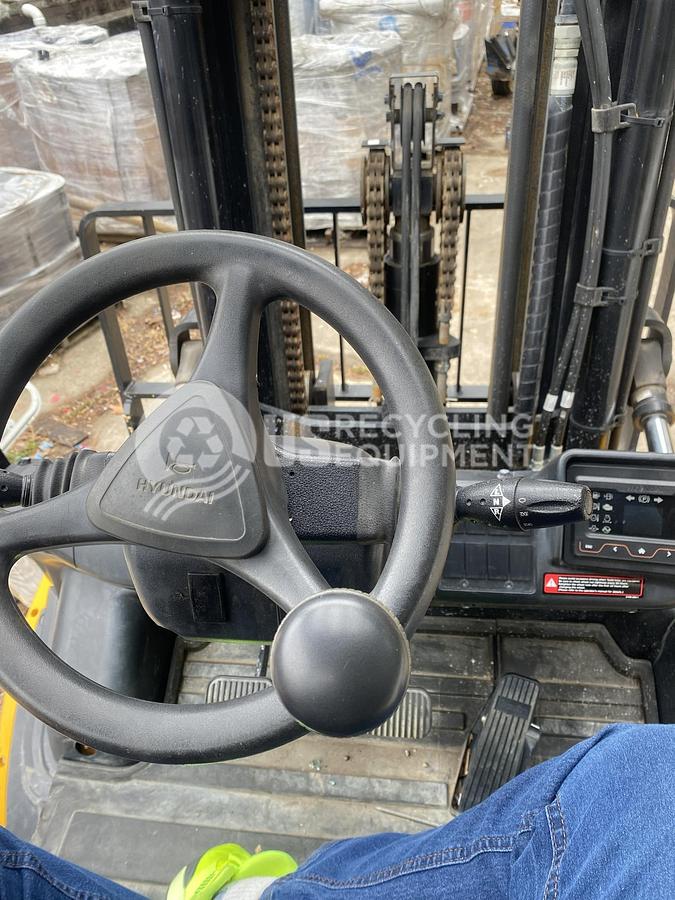 Used 2023 Hyundai 35L-9 TYPE LP