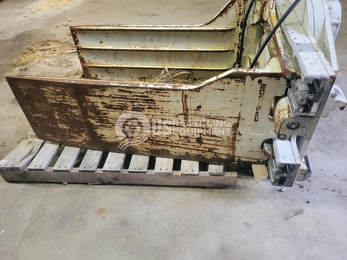 Used 2013 Cascade 35D-22024 Rotator Box Clamp