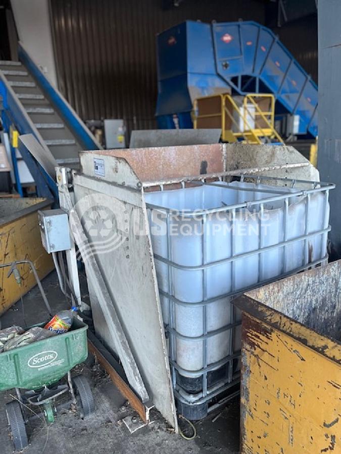 Used Unknown Manufacturer: Used 2 Man Sort Line