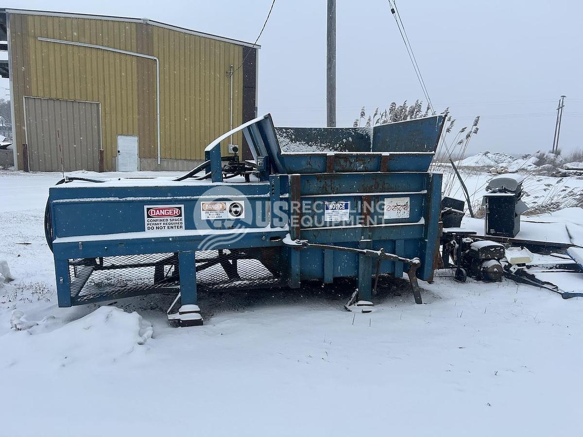 Used Unknown Manufacturer: Used 2 Yard Stationary