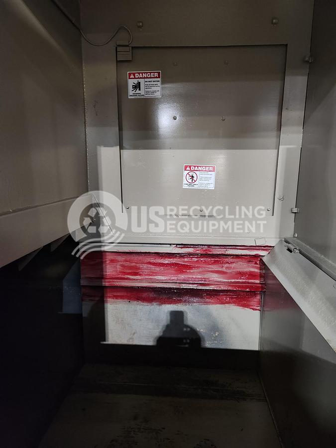 Refurbished 2018 Baker, Inc SC-30 Self Contained with Dog House