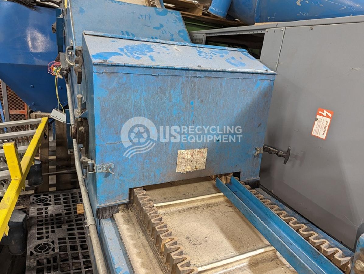 Used 1996 New London 590-24"-66" Hocky Stick