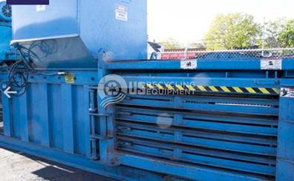 Used Marathon SE504842-830 Closed Door, Side Eject Horizontal Baler