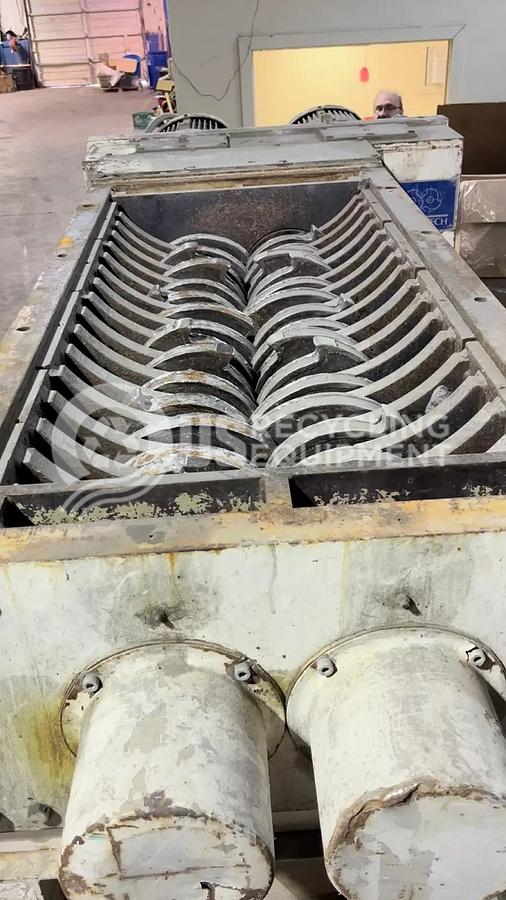 Used 2004 Shred Tech 75E Dual Shaft Shredder