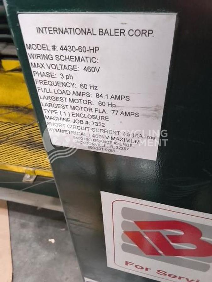 Used 2005 International Baler 4430-60HP Horizontal Auto Tie