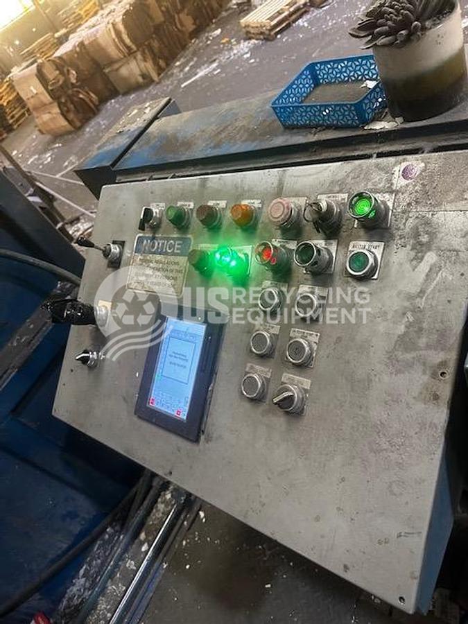 Used 2012 Marathon TR-10 2Ram Horizontal with Infeed Conveyor