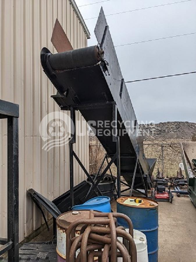 Used Unknown Manufacturer: Used 28" x 20' Infeed Conveyor