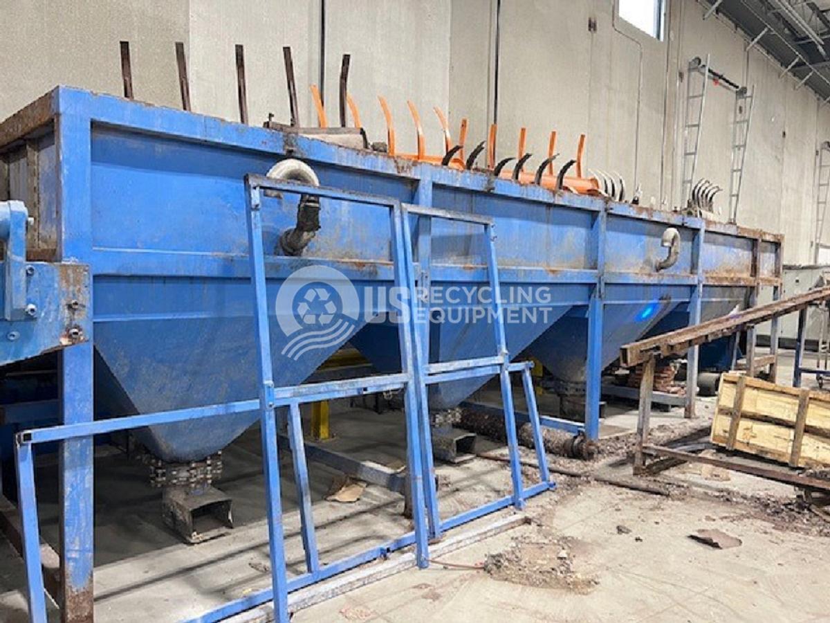 Used Unknown Manufacturer: Used Plastics Sink Float Tank