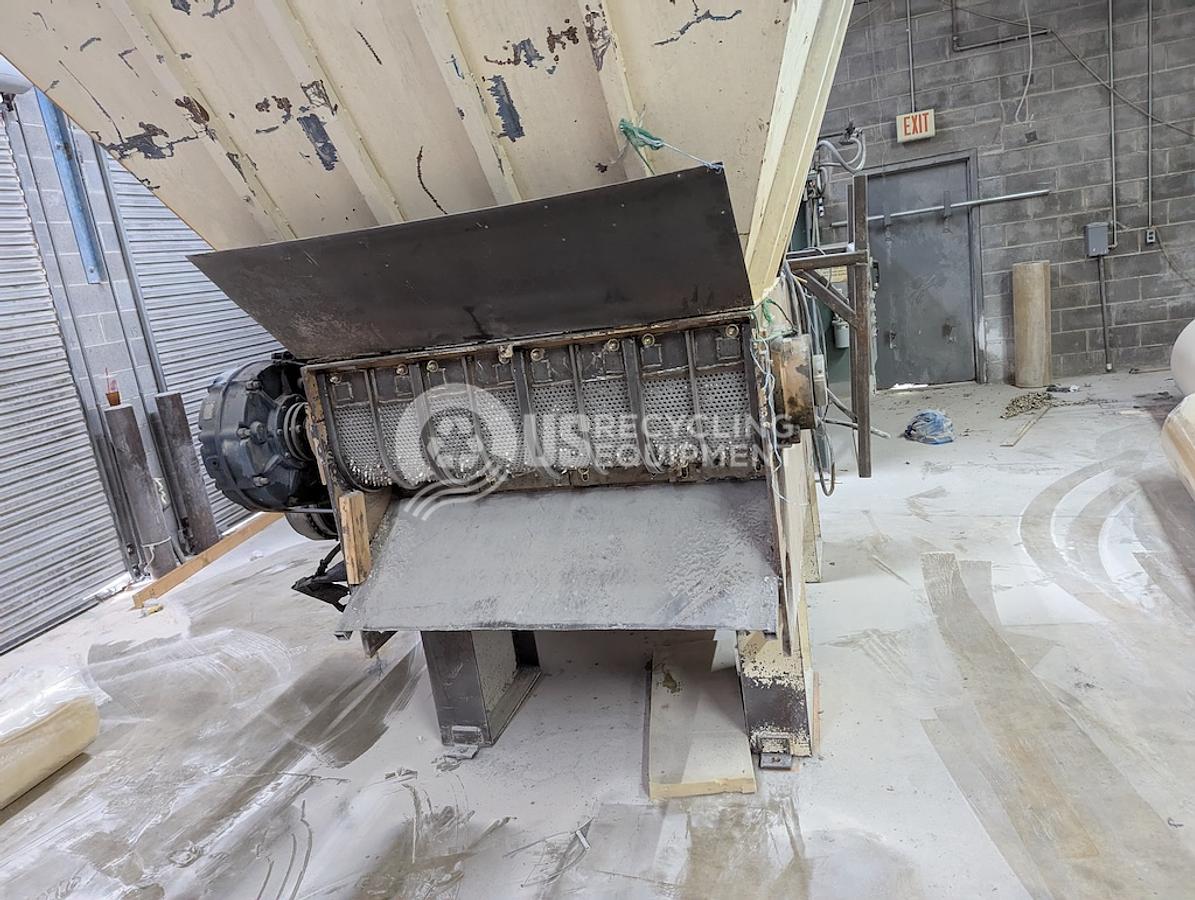 Used 1995 Challenger 52" x 50" Single Shaft