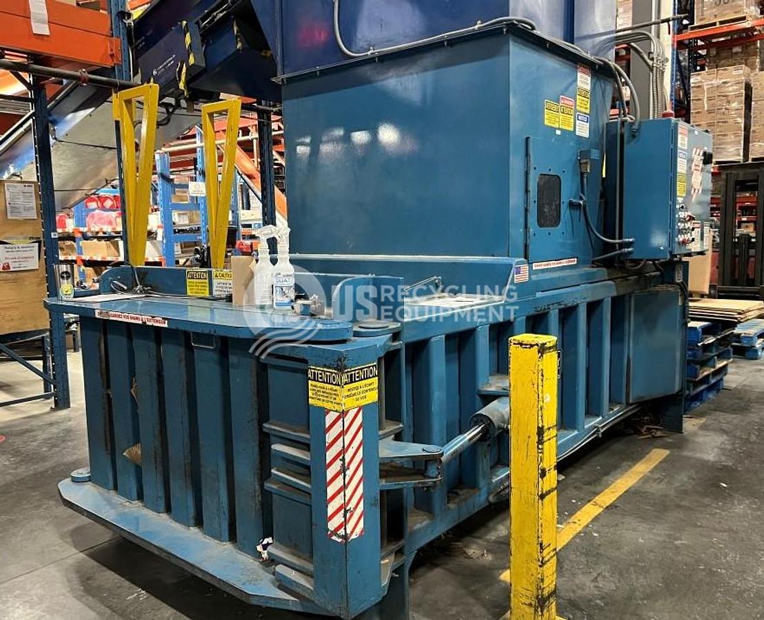 Used Marathon Gemini 3560 Closed Door, Full Penetration Horizontal Baler