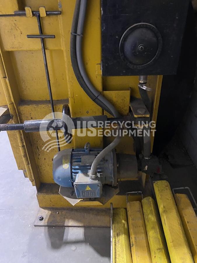 Used 2014 Harmony M60CB