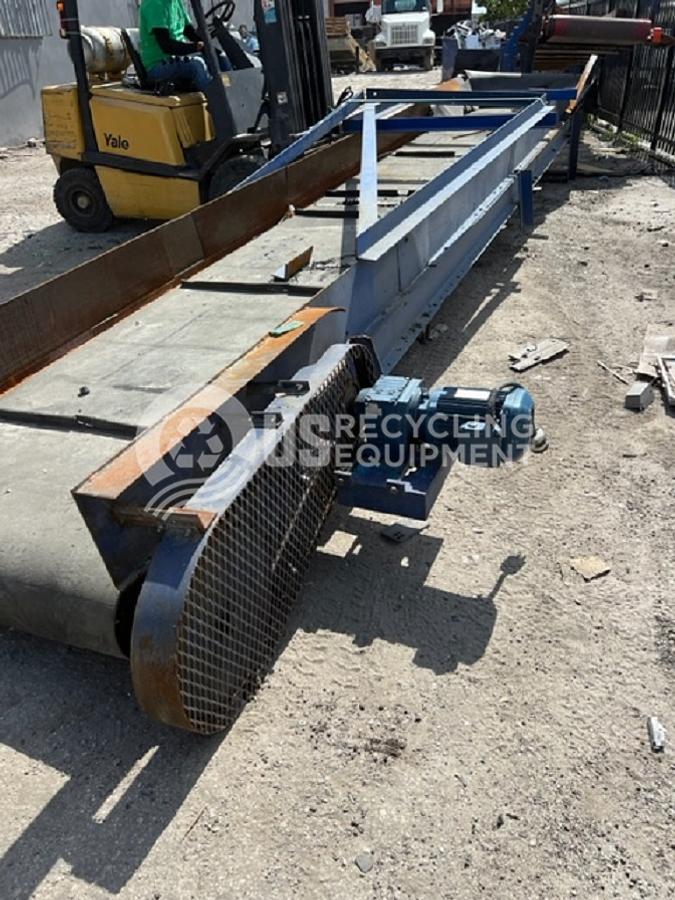 Used Unknown Manufacturer: Used 24' Inclined Infeed Conveyor