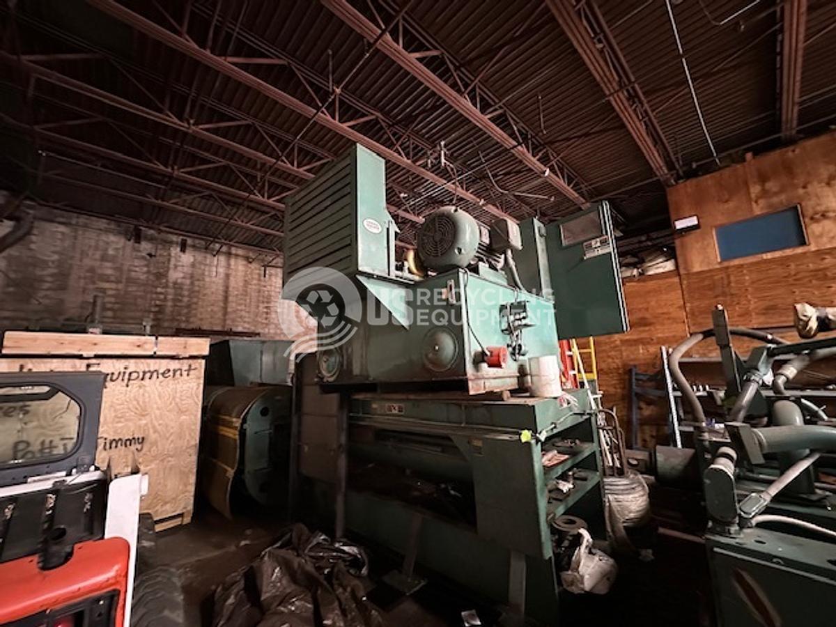 Used 1999 Harris HRB-617-VXP