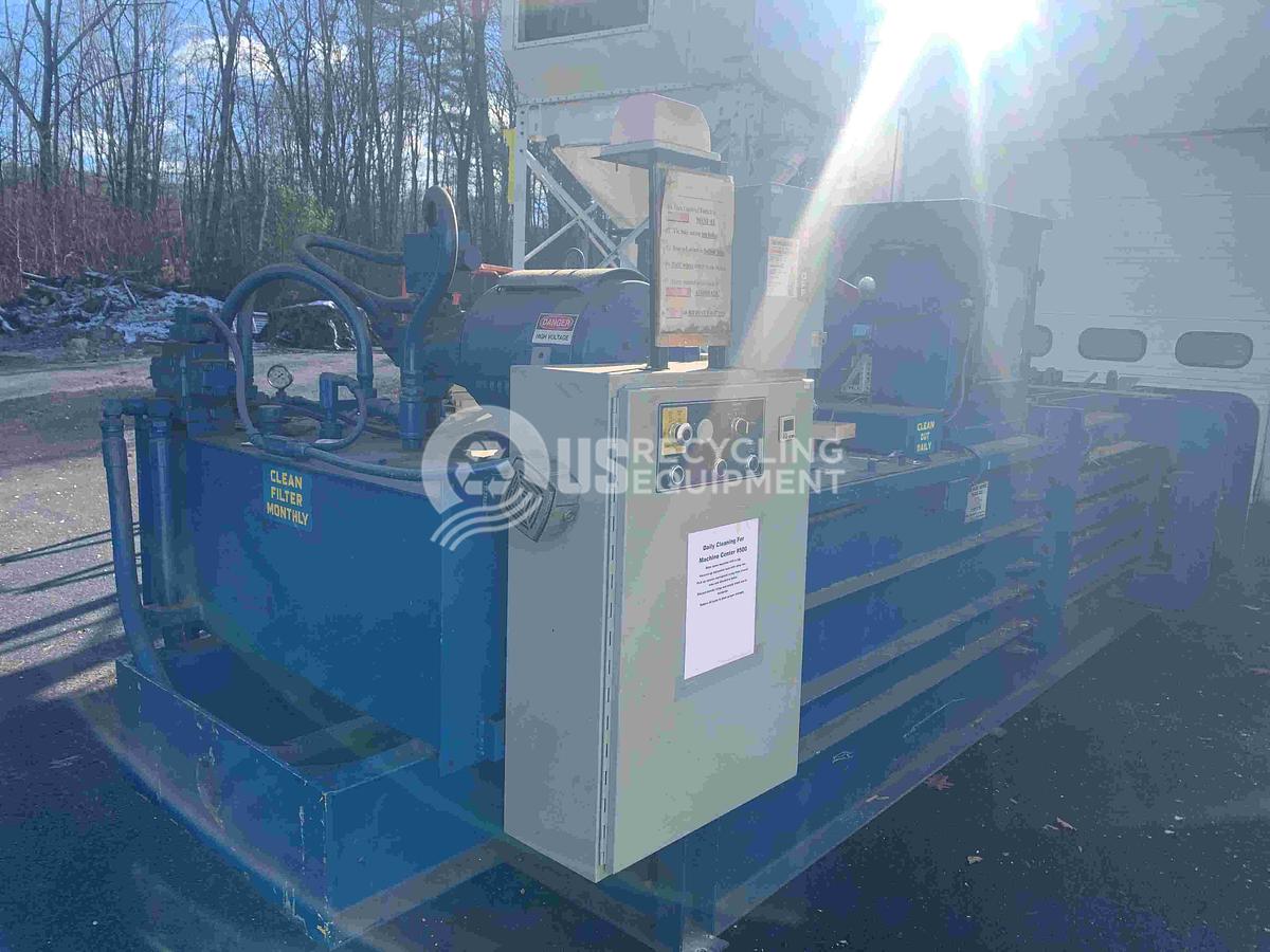 Used Balemaster  E-4025G Manual Tie Open End Horizontal