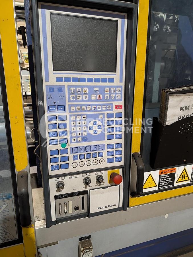 Used 2005 Krauss Maffei KM 300-700-390 CZ Multinject 2-Component Injection Molder