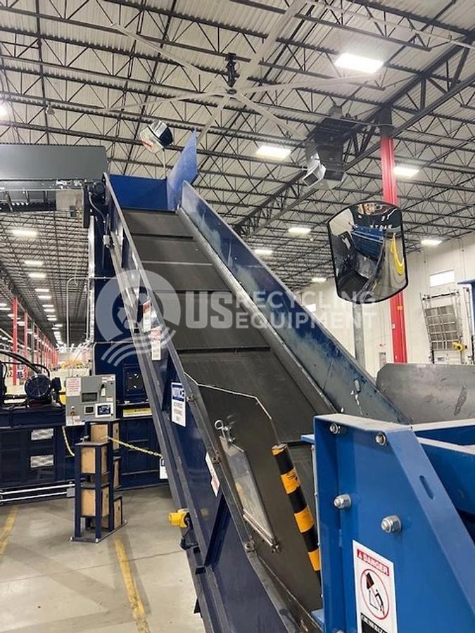Used 2015 Max Pak HOE4260-509AR with Conveyor