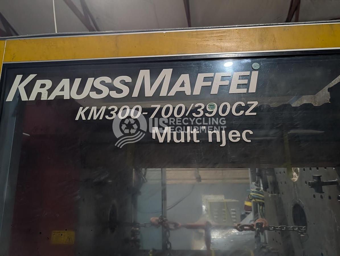 Used 2005 Krauss Maffei KM 300-700-390 CZ Multinject 2-Component Injection Molder