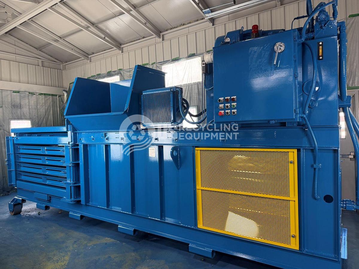 Refurbished Marathon SE 503042-830 Closed Door Horizontal Baler