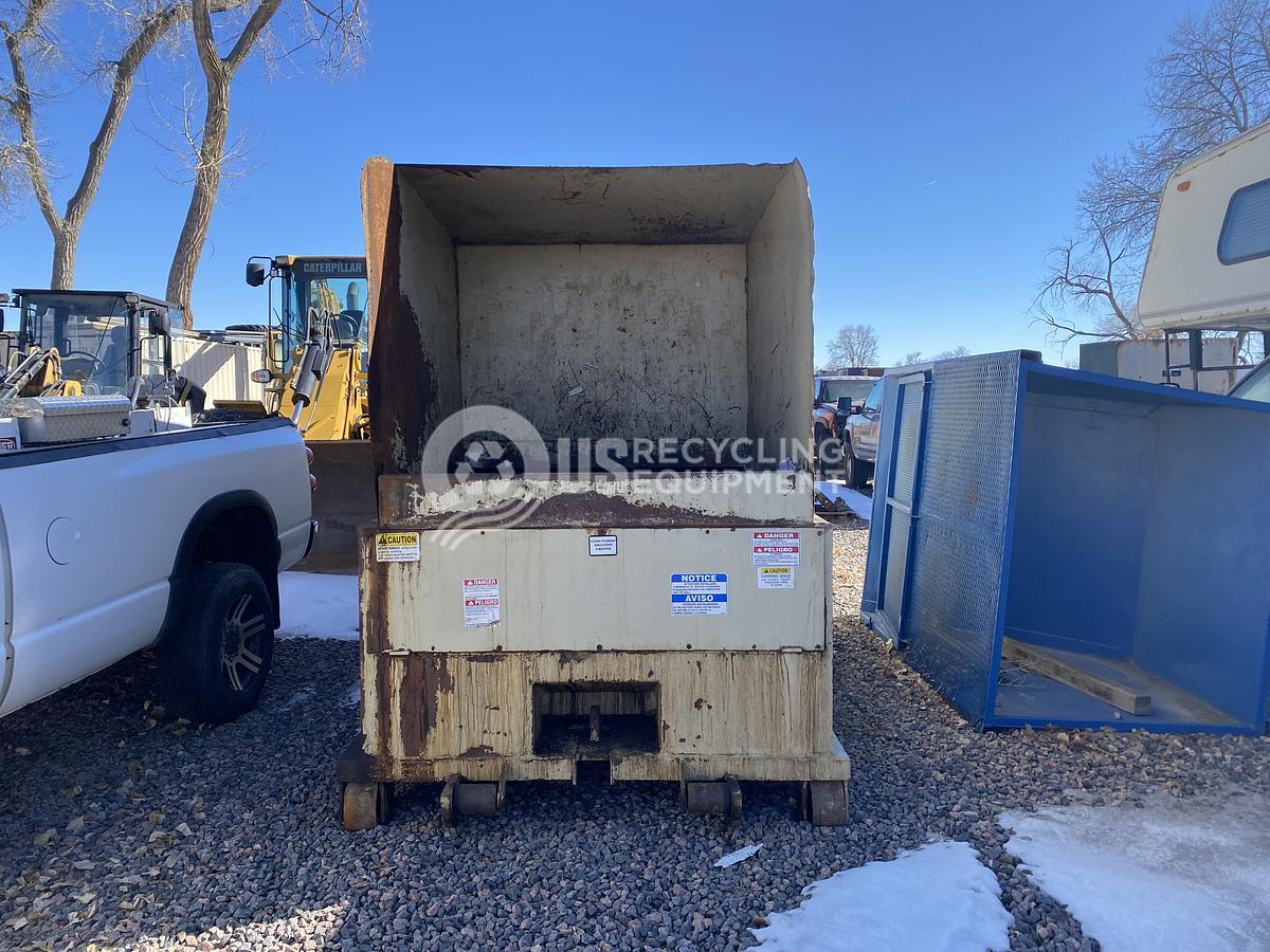 Used Used PTR Self-Contained Compactor