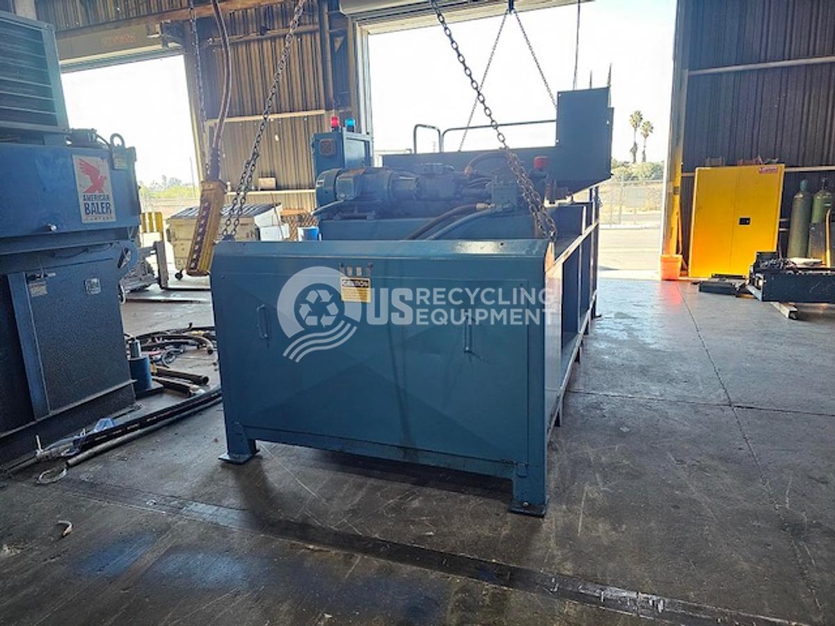 Used 2011 Excel EX62 Closed Door