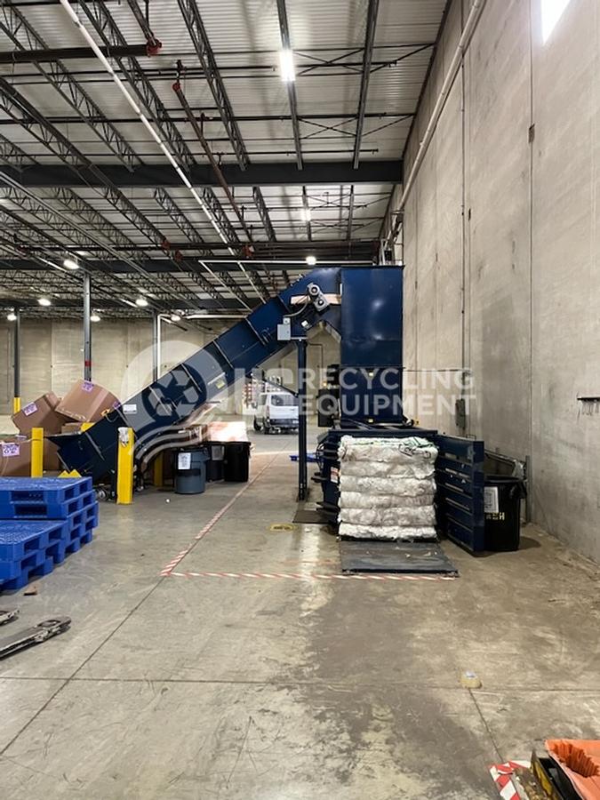 Used 2014 Max Pak HCE-4272-60 Wide Mouth, Closed Door