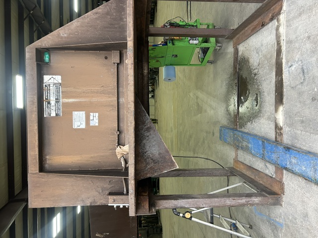 Used 2007 Unknown Manufacturer Used 6 Yard VIP Side Load Compactor