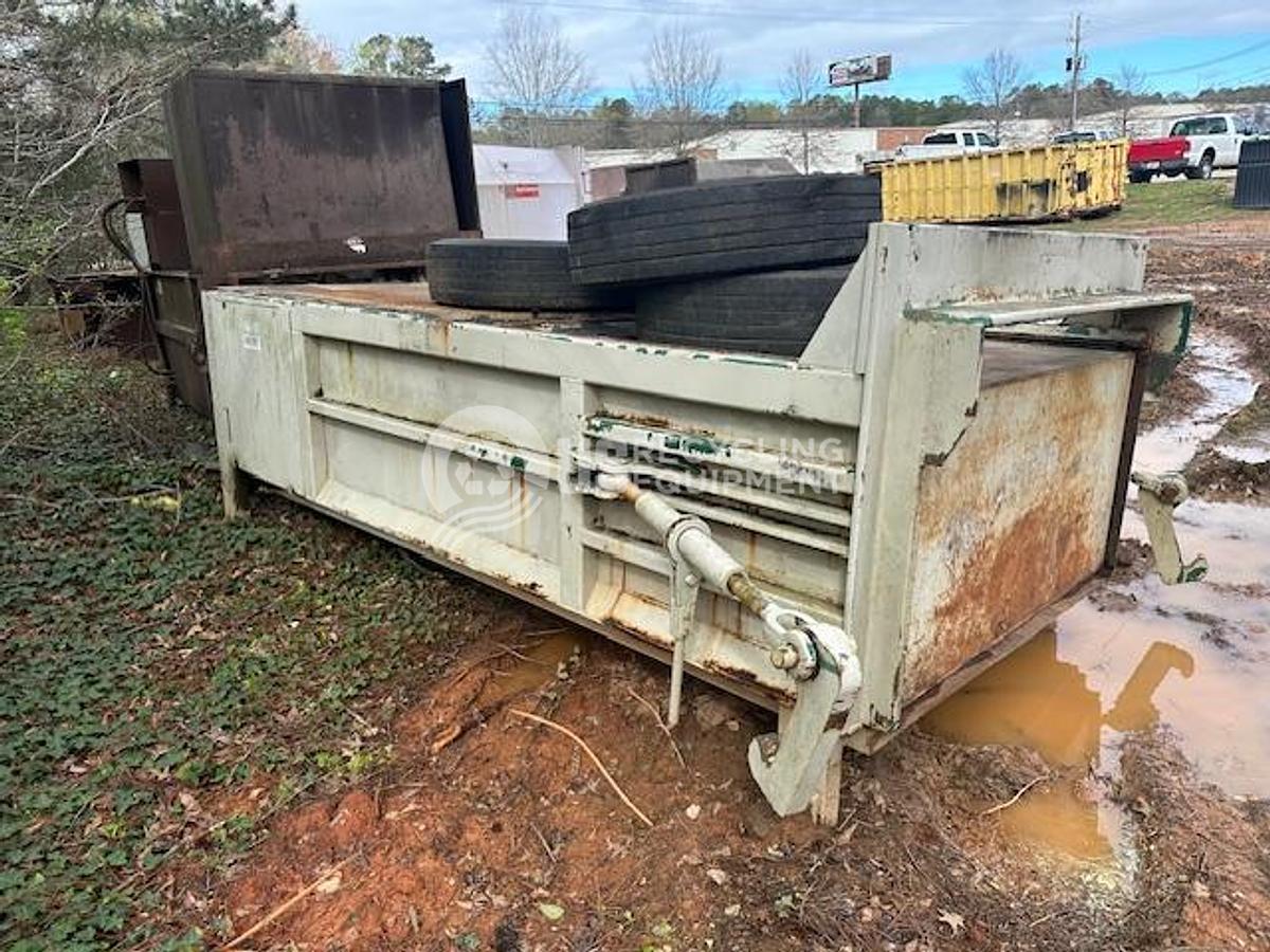 Used Wastequip / McClain 4 Yard Stationary Compactors