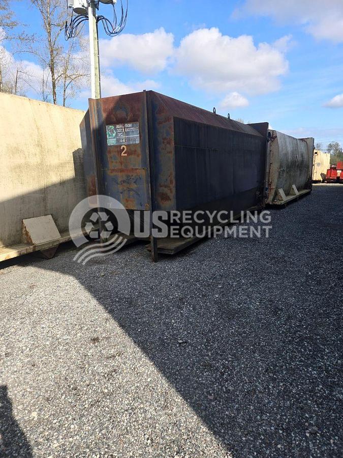 Used Reaction T200X Cross Cylinder Stationary Compactor with Reciever Box