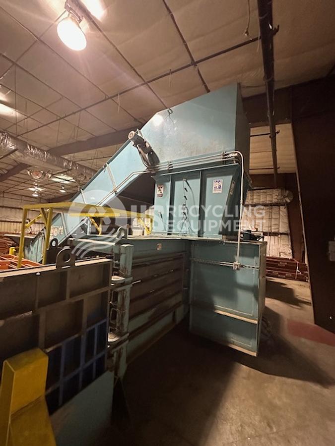 Used IPS CD-865-HS Baler with Feed Conveyor